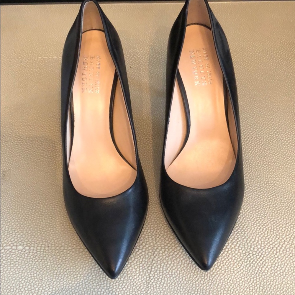 Basic black leather pumps - work perfect